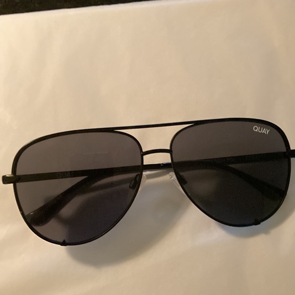 NWOT Quay aviator sunglasses - Picture 3 of 5